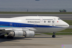 Haneda_Airplane_2007_025