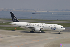 Haneda_Airplane_2007_030