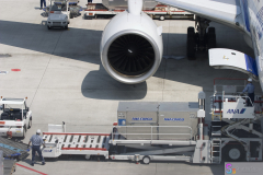 Haneda_Airplane_2007_038