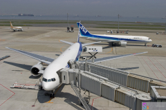 Haneda_Airplane_2007_043