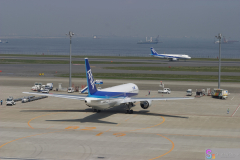 Haneda_Airplane_2007_048