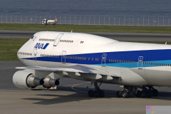 Haneda_Airplane_2007_083