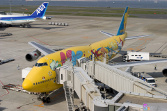 Haneda_Airplane_2007_093