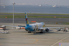 Haneda_Airplane_2007_118