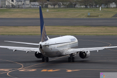 NaritaAirplane2007_06