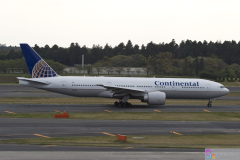 NaritaAirplane2007_08