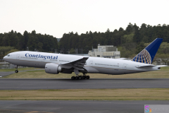 NaritaAirplane2007_09
