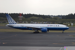 NaritaAirplane2007_26