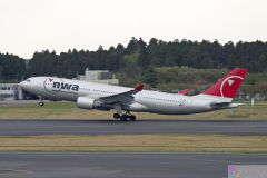 NaritaAirplane2007_42