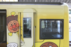 TakamatsuEki2012_13
